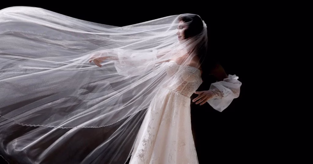 a line wedding gown